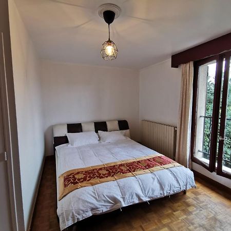 Bondy Chambre Екстериор снимка