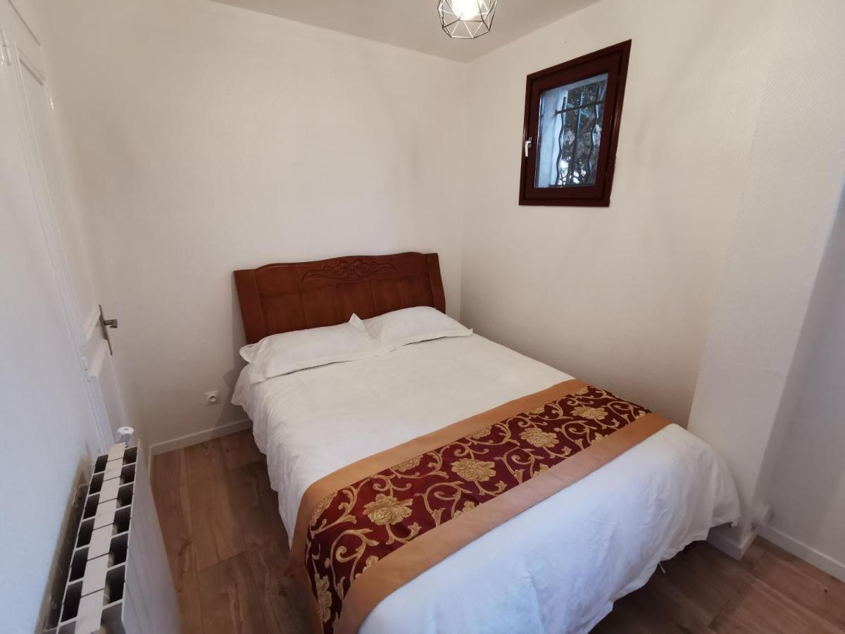 Bondy Chambre Екстериор снимка