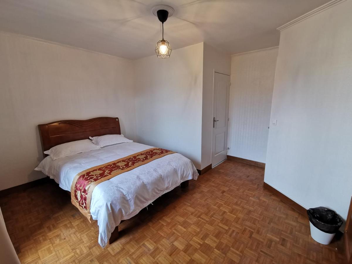 Bondy Chambre Екстериор снимка