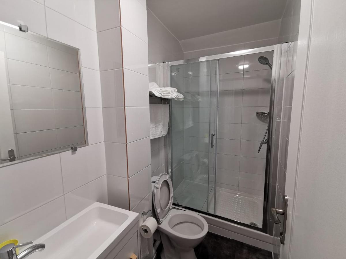 Bondy Chambre Екстериор снимка